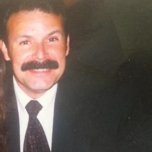 Meet your Posher, Carlos